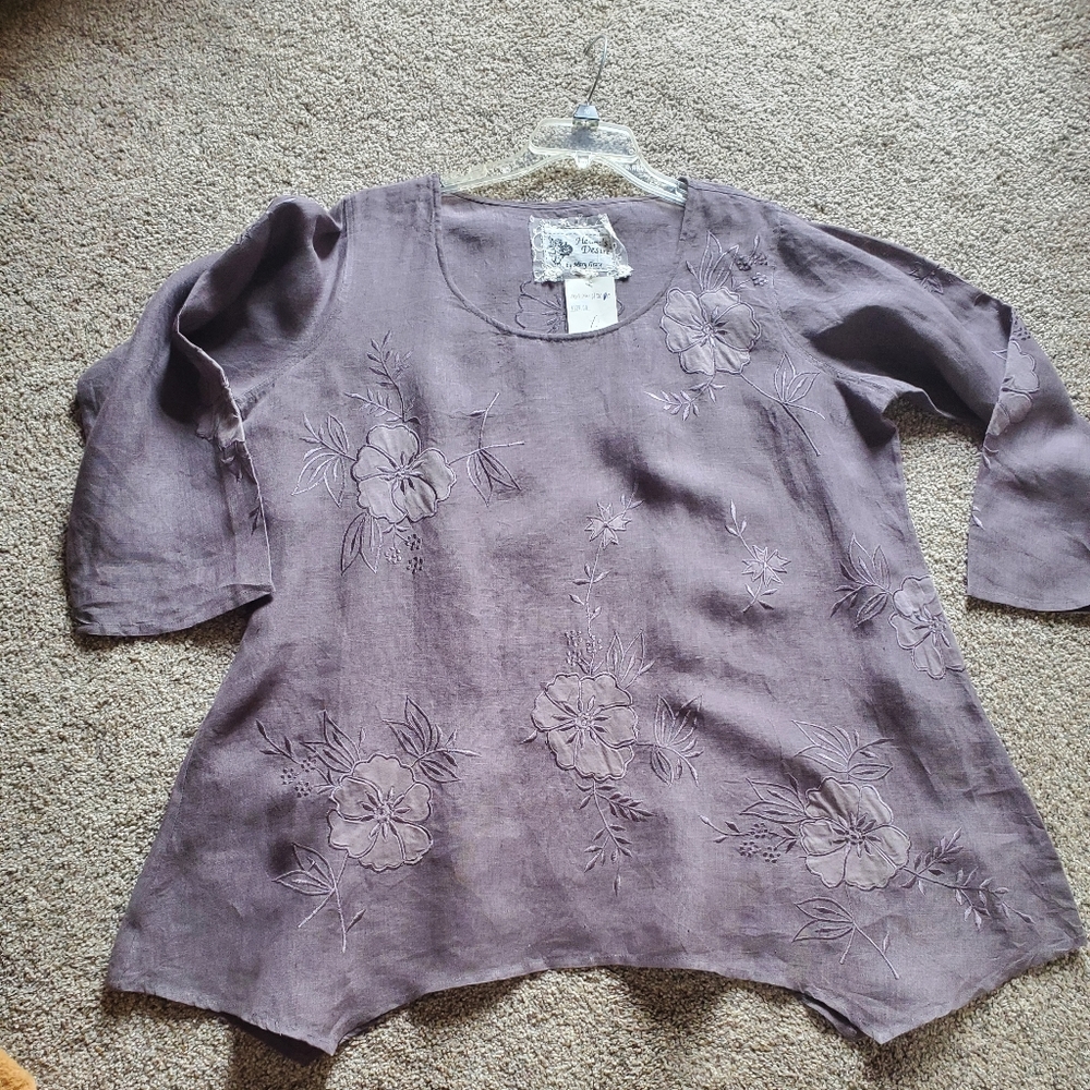 Hearts Desire Linen Top